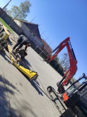 IMG-3fd829d3d5f8a102ce86c392720ea022-V (1).jpg